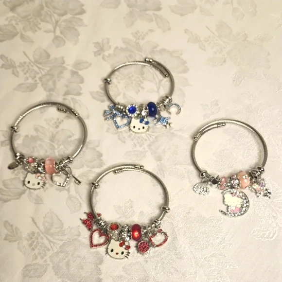 Brand New Hello Kitty Adjustable BLUE Charm Bracelet - Picture 2 of 2